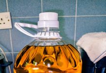 Subsidised cooking oil sales to be linked to MyKad – Armizan